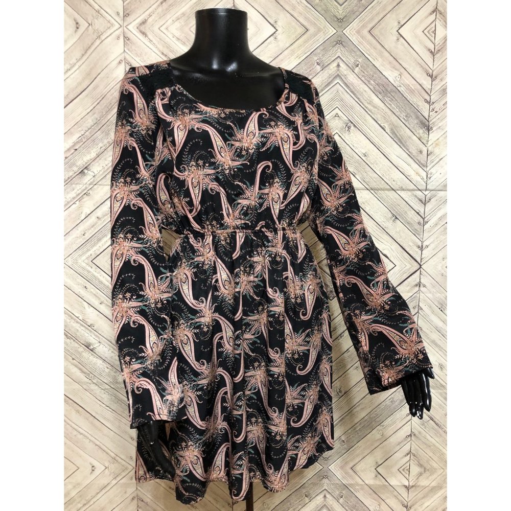 charlotte russe S paisley long sleeve dress